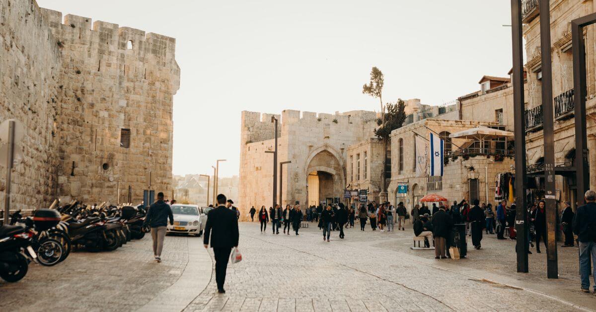 featured article image