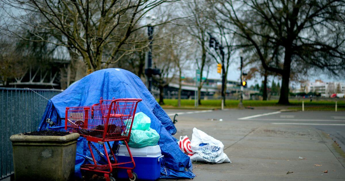 What does the Bible say about being homeless?