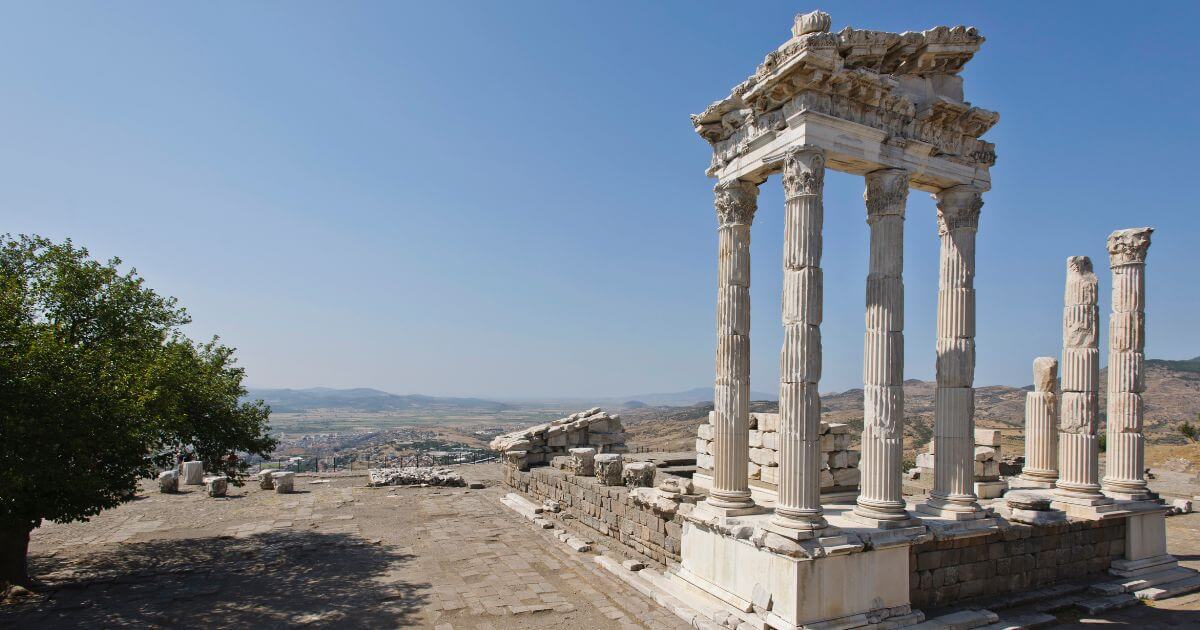 What do we know about the church in Pergamum?
