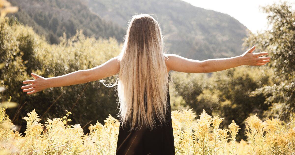 What is the difference between praise and worship?