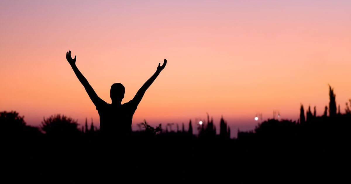 What does it mean to raise a hallelujah?