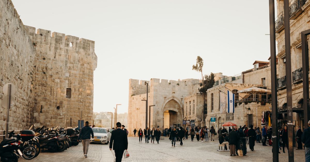 featured article image